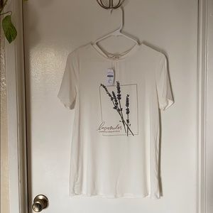 Tee shirt with lavender graphic